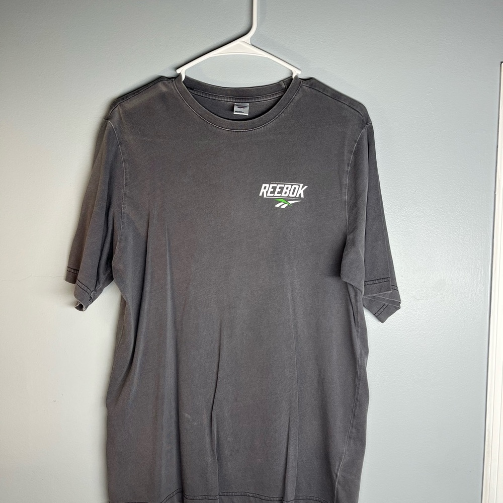 Reebok Gray Short Sleeve Tee Vintage